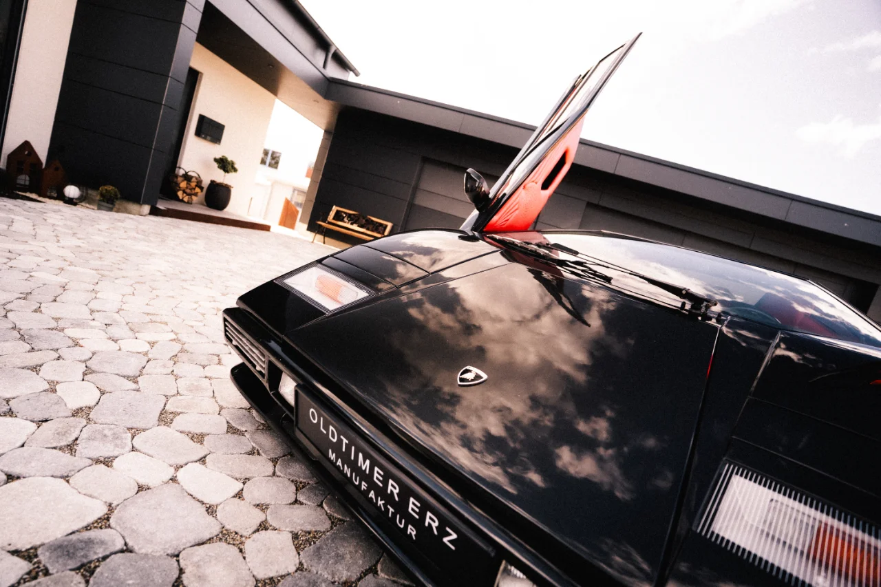 Fotos von einem Lamborghini Countach bei der Werkstatt Oldtimer Erz., Bild 14