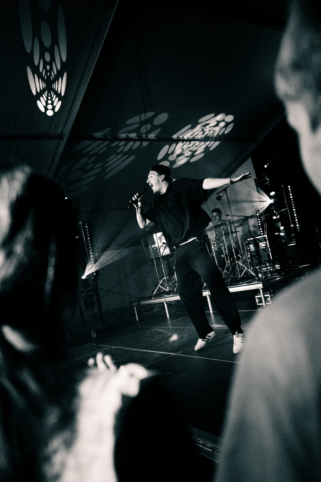 Fotos von einem Konzert bei dem Künstler Elijah Thomas., Bild 16