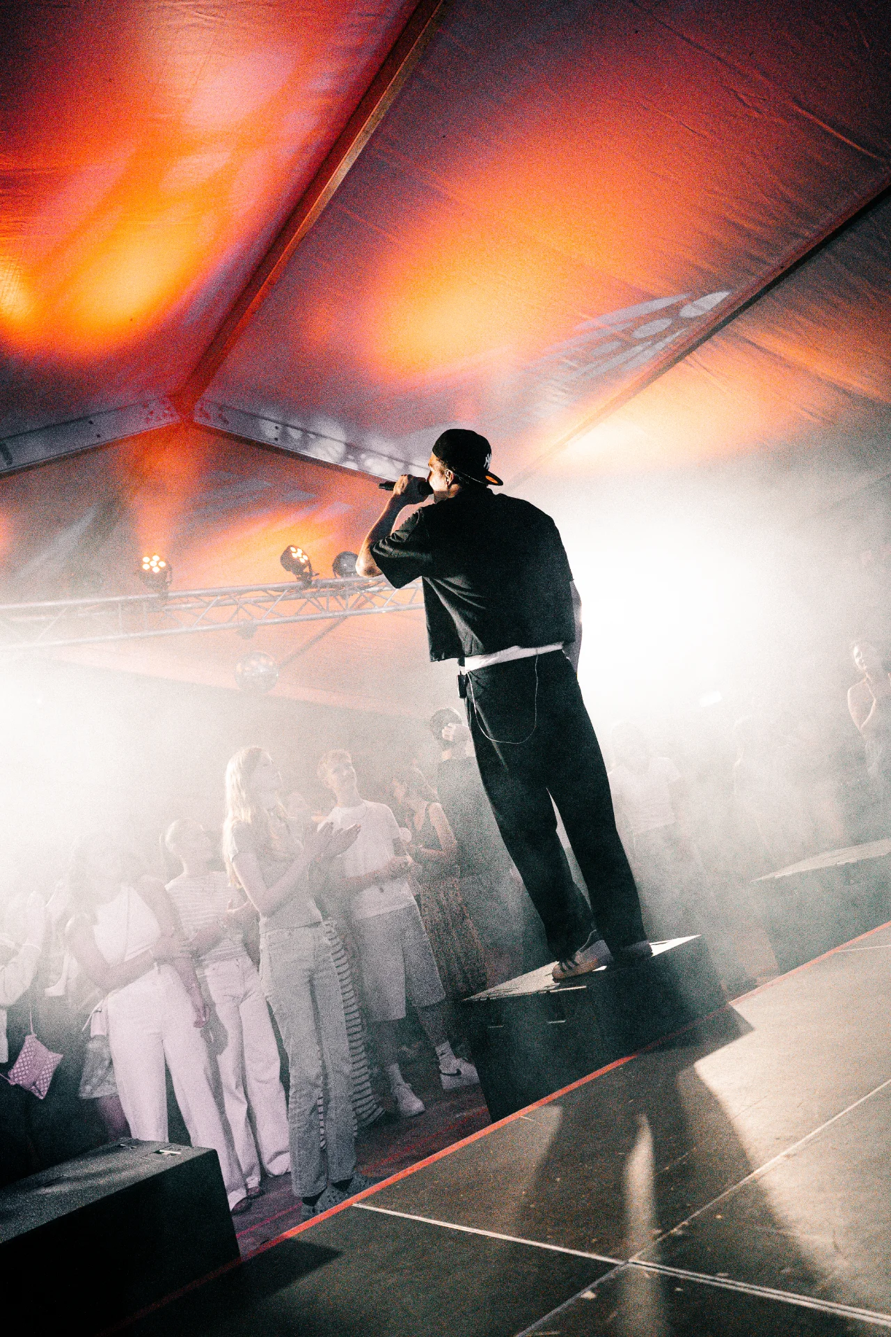 Fotos von einem Konzert bei dem Künstler Elijah Thomas., Bild 18