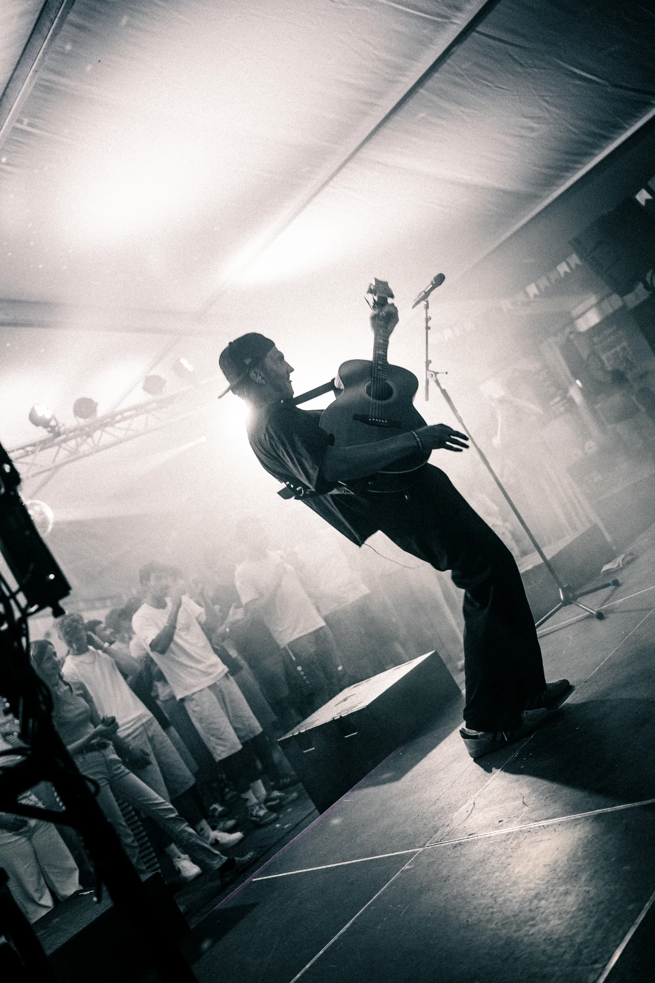 Fotos von einem Konzert bei dem Künstler Elijah Thomas., Bild 26