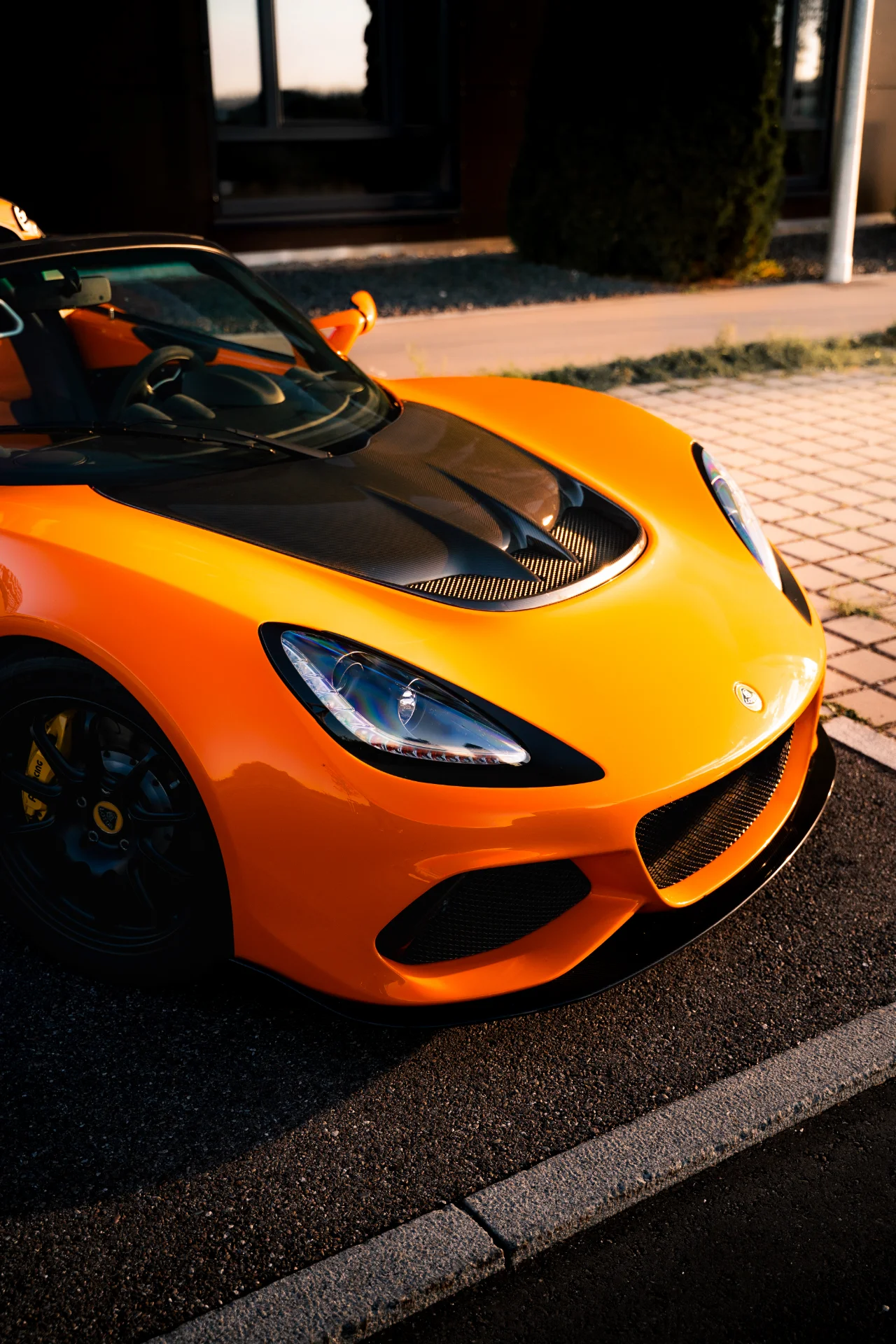 Fotoshooting von einem orangenem Lotus Elise in der ulmer Wilhelmsburg., Bild 22