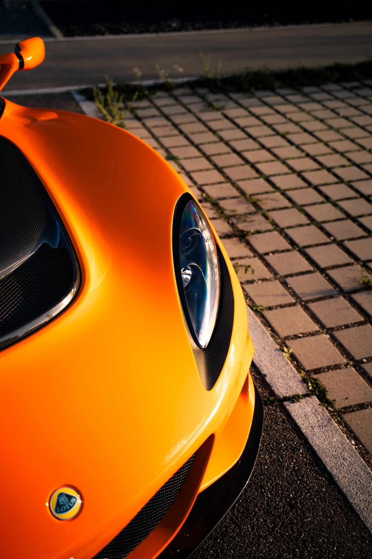 Fotoshooting von einem orangenem Lotus Elise in der ulmer Wilhelmsburg., Bild 3