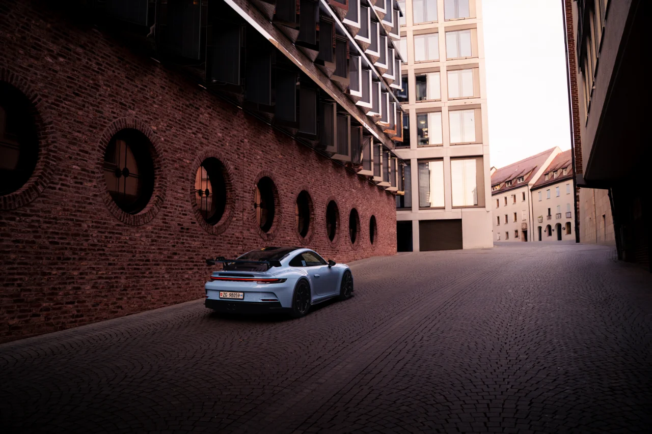 Fotos von einem Porsche 992 in der Ulmer Innenstadt., Bild 18