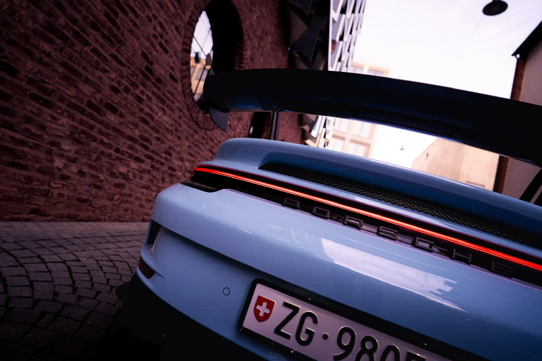 Fotos von einem Porsche 992 in der Ulmer Innenstadt., Bild 5