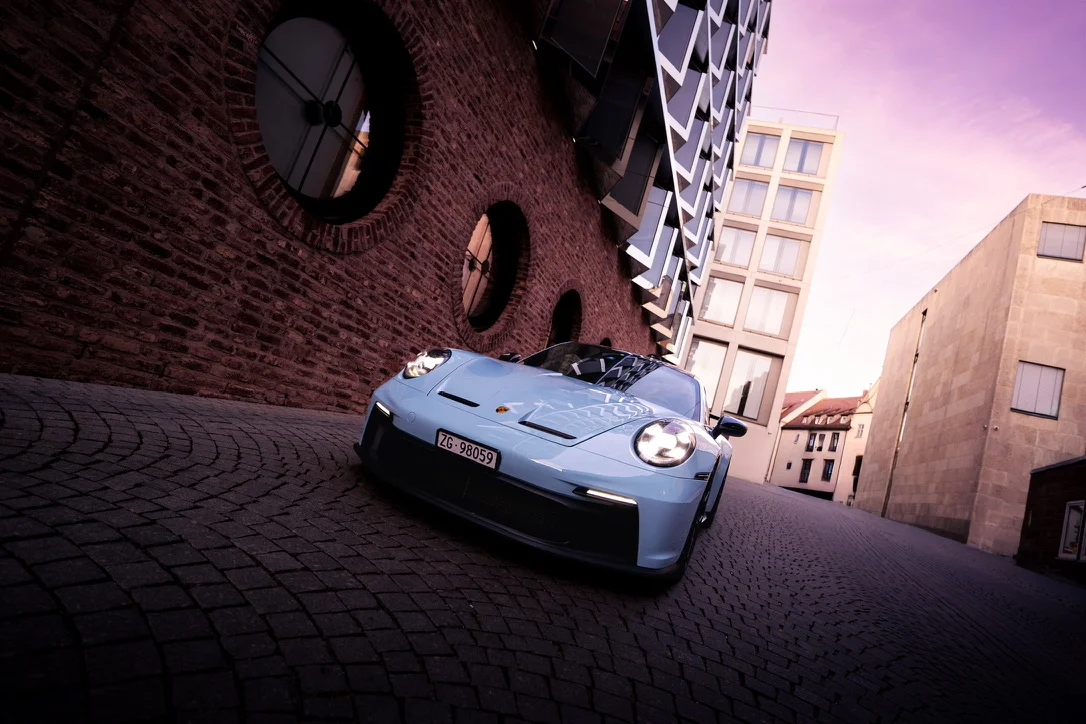 Fotos von einem Porsche 992 in der Ulmer Innenstadt., Bild 7