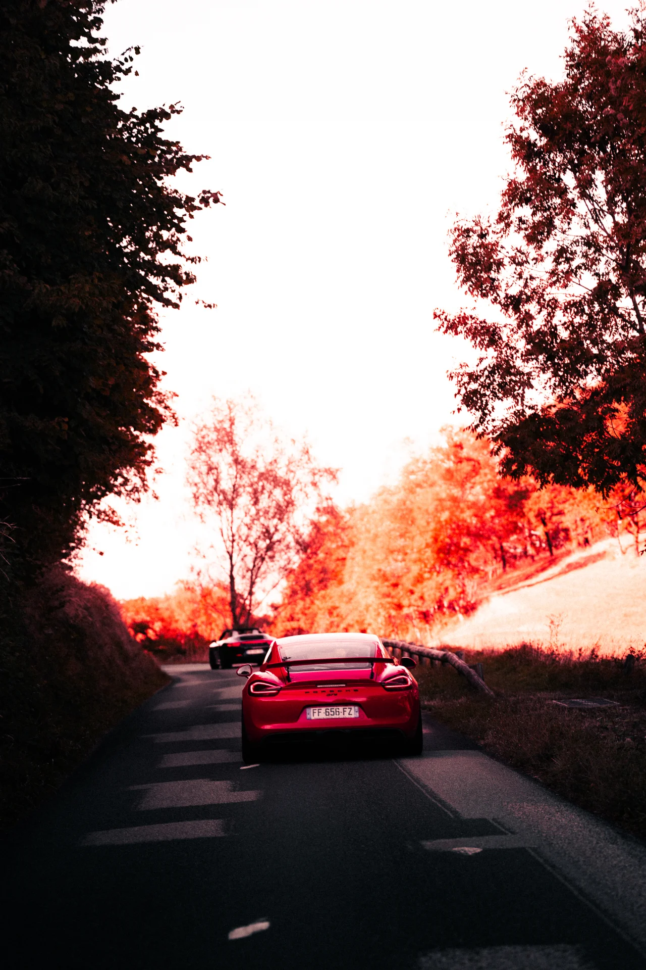 Fotos von Porsches und Oldtimern bei einer Ausfahrt in den französischen Alpen., Bild 17